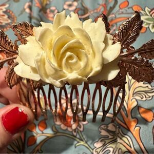 Ivory Rose Hair Comb